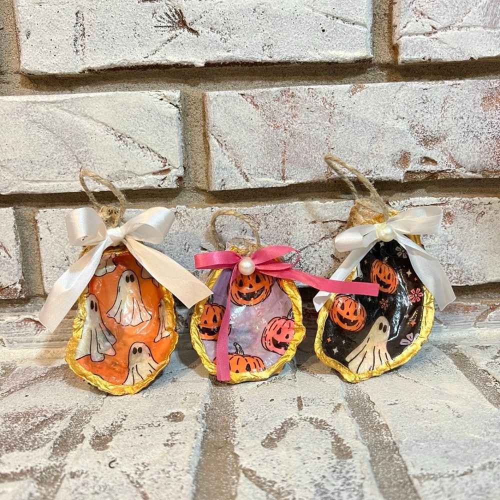 Halloween Set of Oyster Ornaments